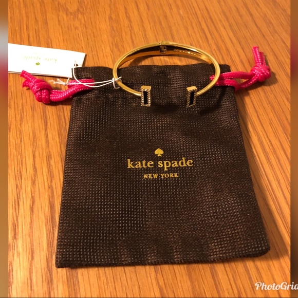 Kate Spade ♠️ Gold tone cuff bangle - Picture 2 of 5